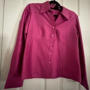 Lovely silk deep rose size 8 ladies dress top. Dresses up an outfit/like new.